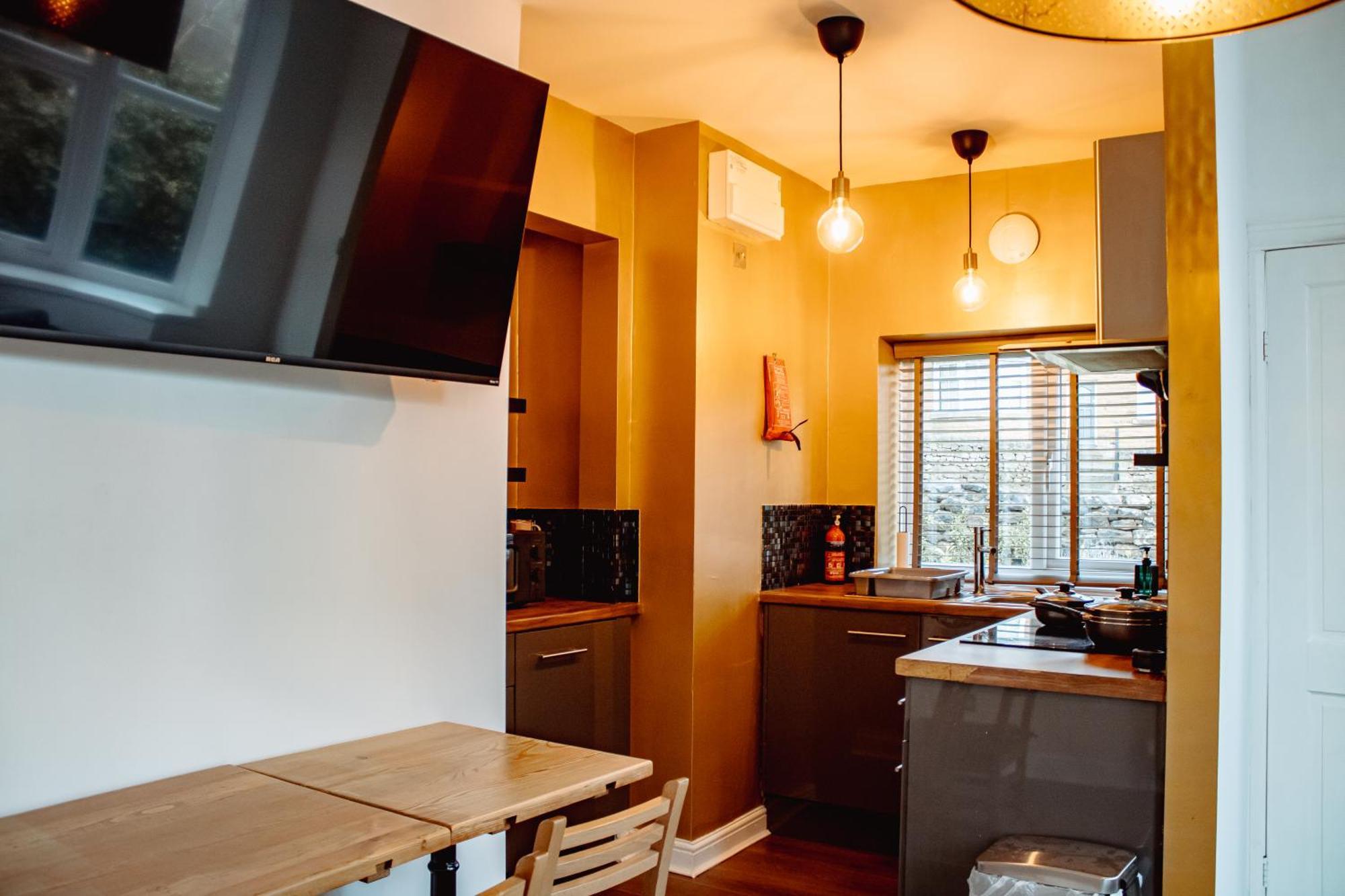 Spacious Flat With Free Parking Apartment Harrogate Ngoại thất bức ảnh
