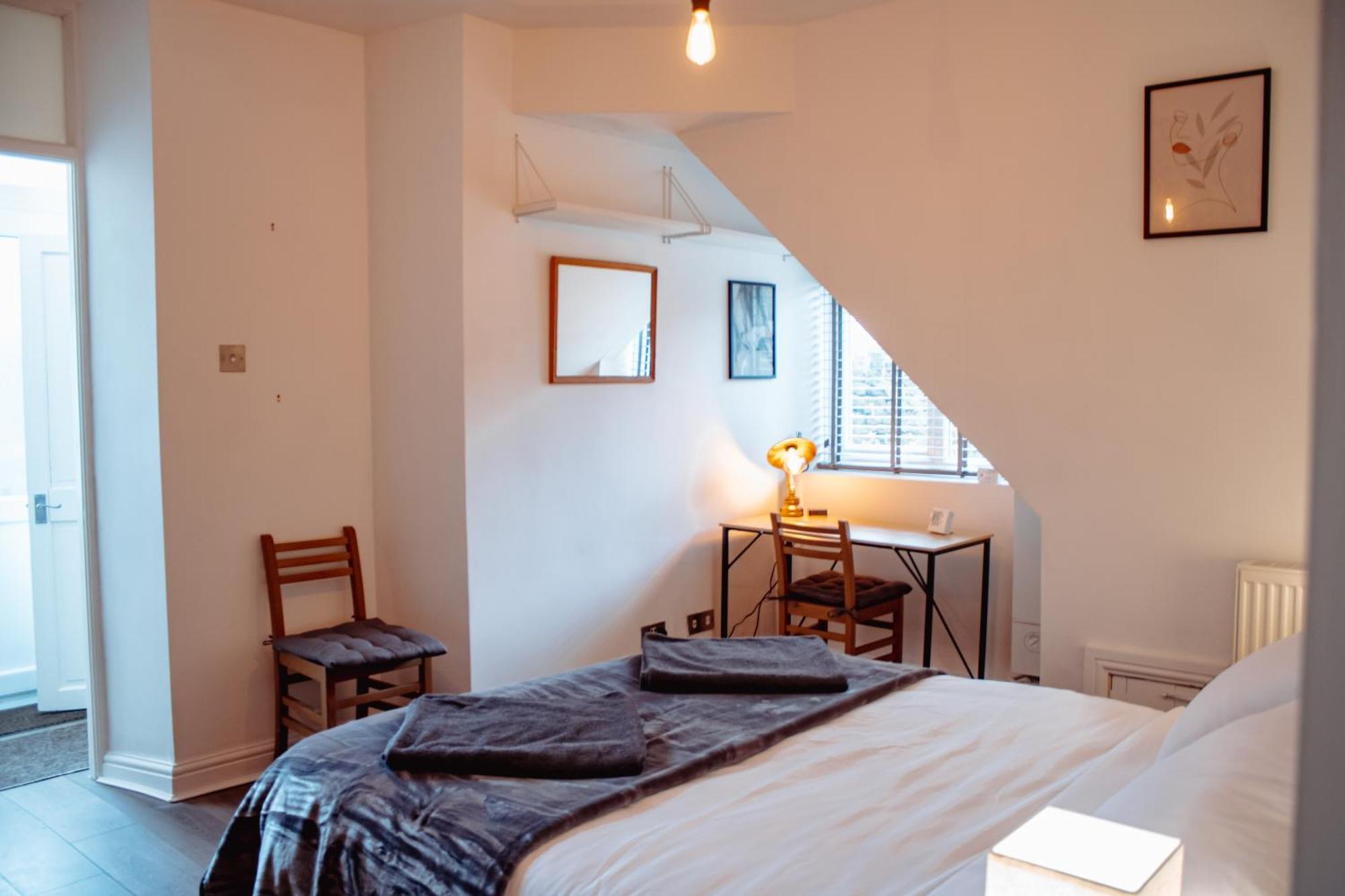 Spacious Flat With Free Parking Apartment Harrogate Ngoại thất bức ảnh